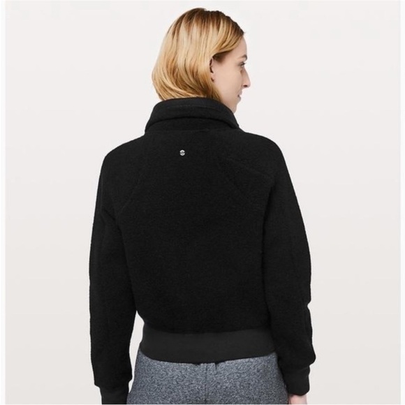 EUC Lululemon So Sherpa Black Cropped Bomber Jacket Size 6 - Picture 3 of 8